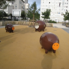 LES TROIS COCHONS