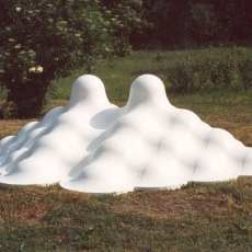 LA PYRAMIDE DOUBLE
